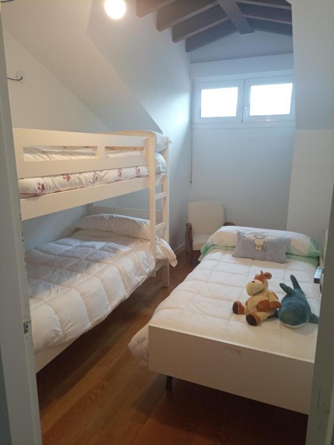 Duplex En Комильяс Экстерьер фото